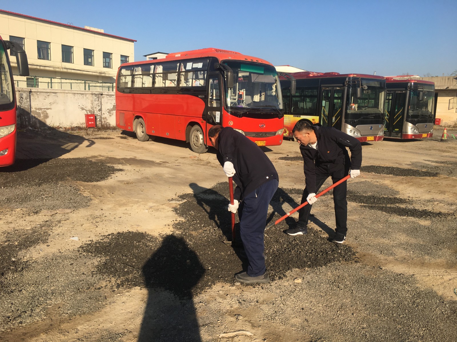 22013898.jpg 22013898.jpg